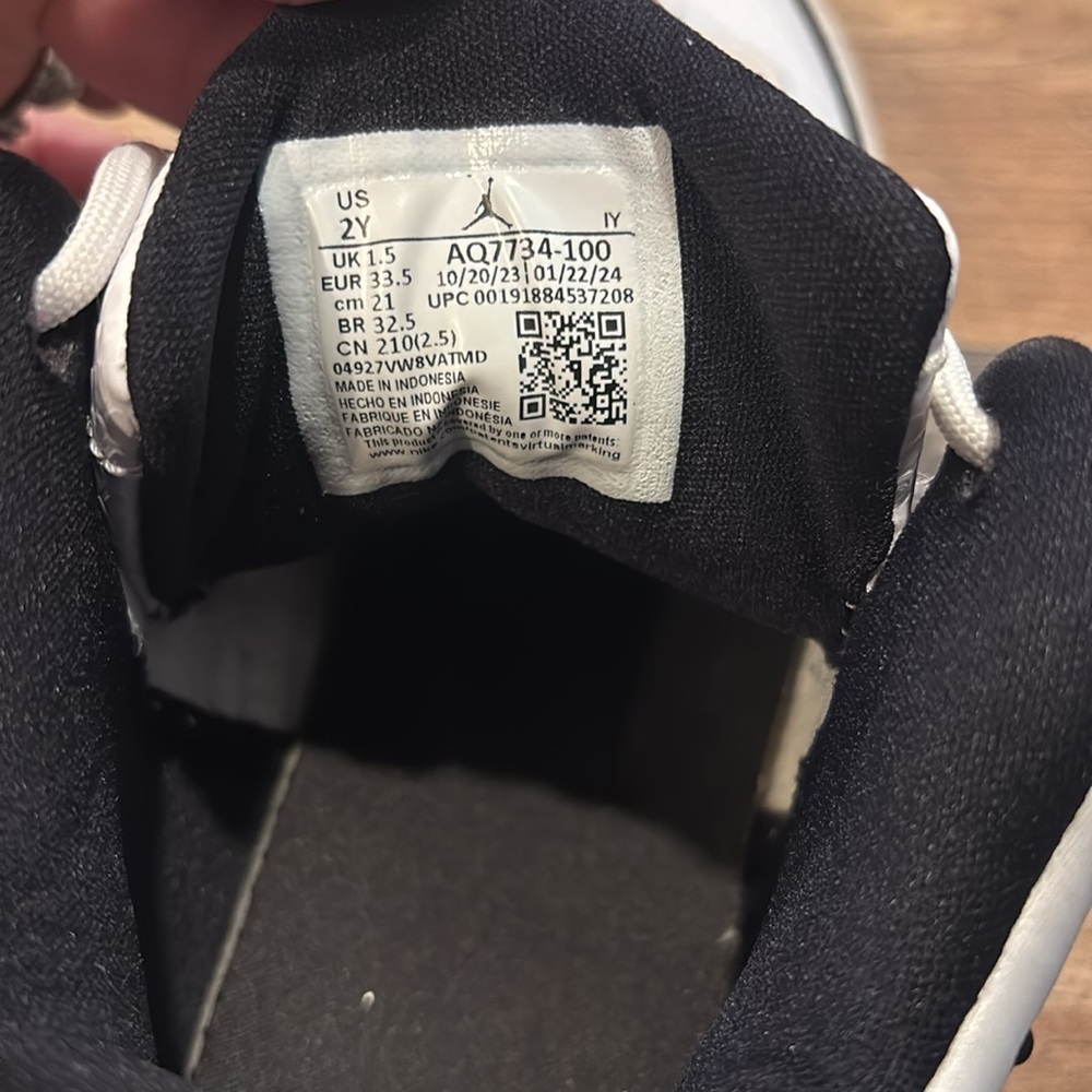 Kids Air Jordan Courtside GS 23 - Picture 5 of 9